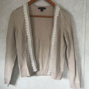 🎉 3 for $10 🎉 Banana Republic Cardigan